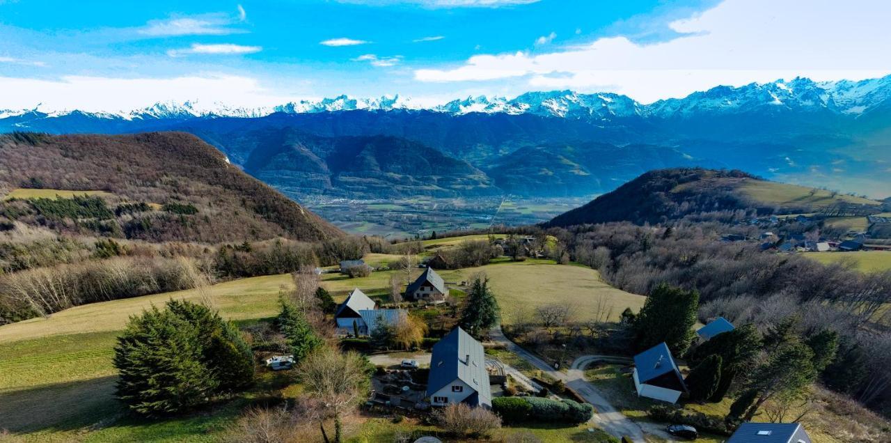 Maison Familiale En Montagne Avec Vue Merveilleuse Sur Le Massif De Belledonne Saint-Bernard  Exterior photo