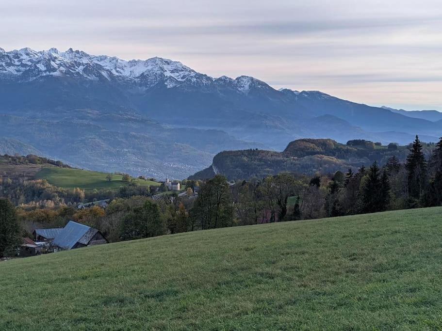 Maison Familiale En Montagne Avec Vue Merveilleuse Sur Le Massif De Belledonne Saint-Bernard  Exterior photo