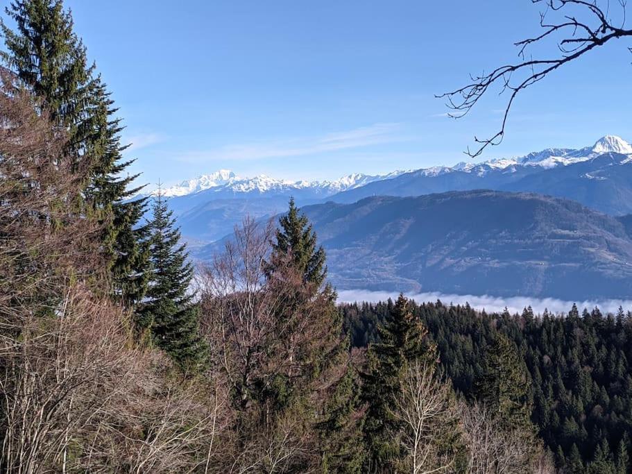 Maison Familiale En Montagne Avec Vue Merveilleuse Sur Le Massif De Belledonne Saint-Bernard  Exterior photo